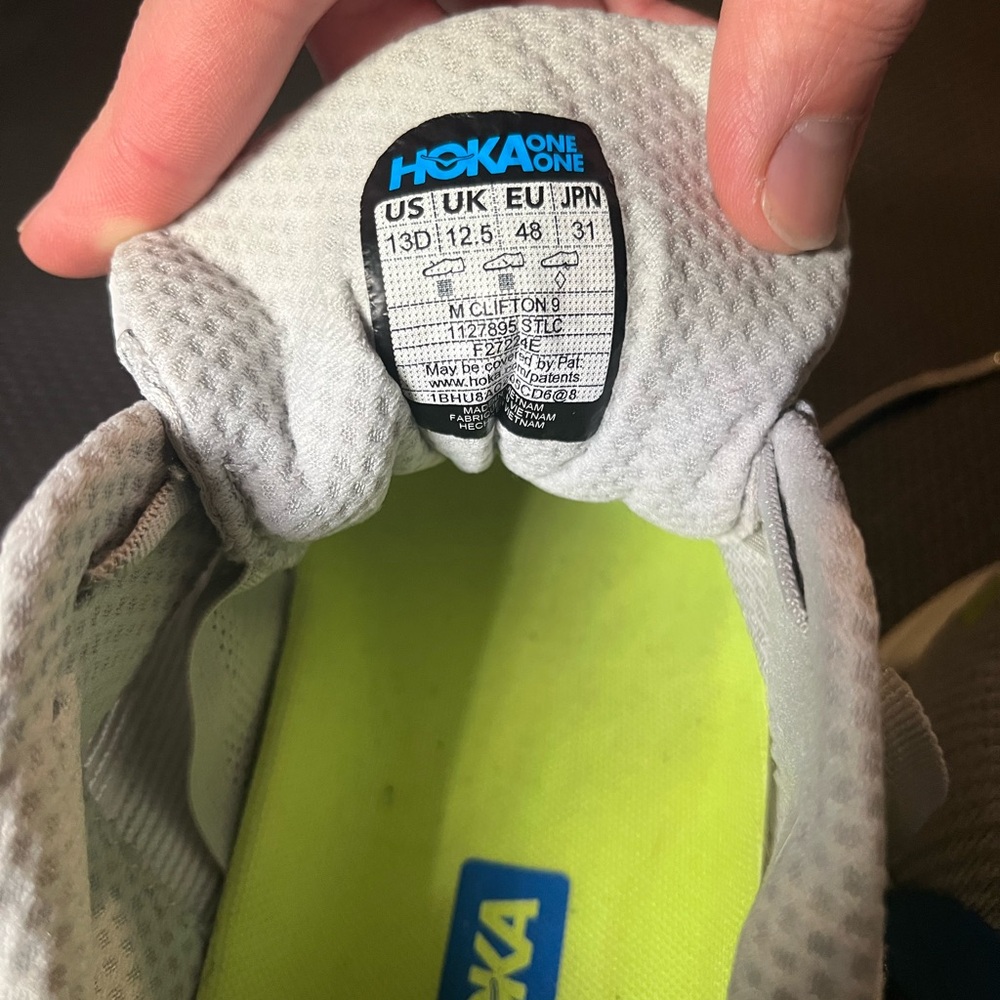 Hoka Clifton 9